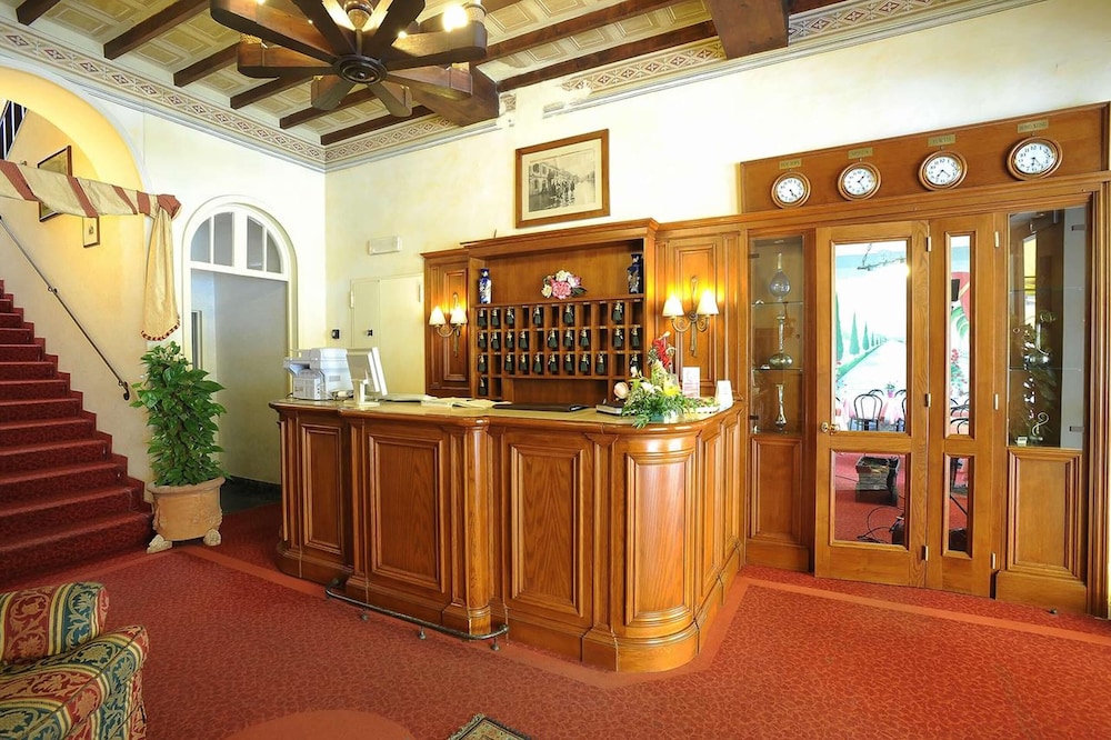 Hotel Villa Kinzica — Hotel building in Pisa, Tuscany