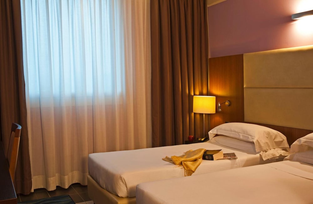 Four Points Flex by Sheraton Bologna Airport - zdjęcie 4