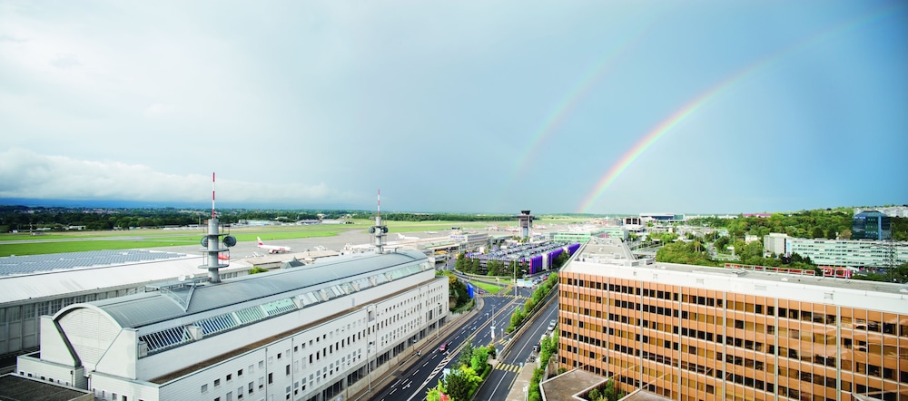 Mövenpick Hotel Geneva - zdjęcie 3