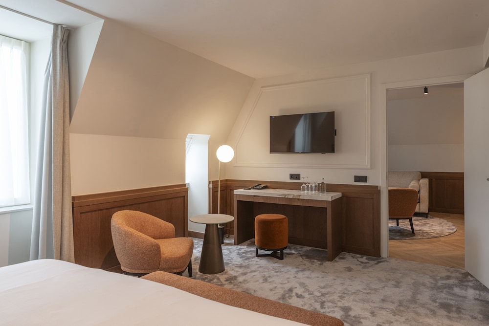 Dukes’ Palace – by Dukes’ Hotel Collection — Hotel rooms in Bruges, Flanders