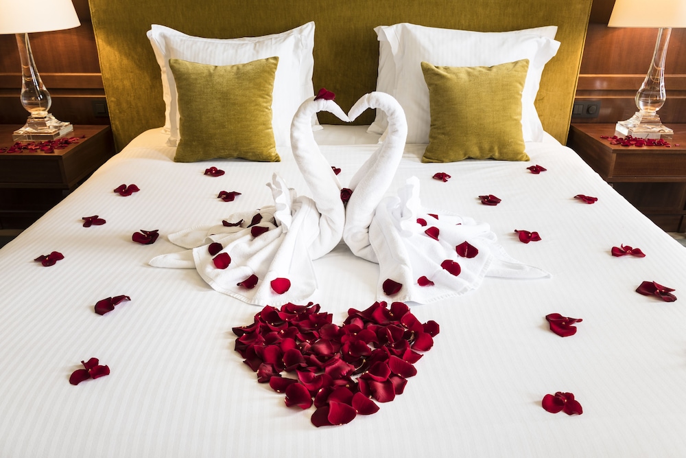 Dukes’ Palace – by Dukes’ Hotel Collection — Hotel rooms in Bruges, Flanders
