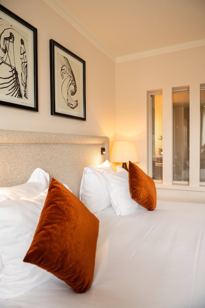 Dukes’ Palace – by Dukes’ Hotel Collection — Hotel rooms in Bruges, Flanders