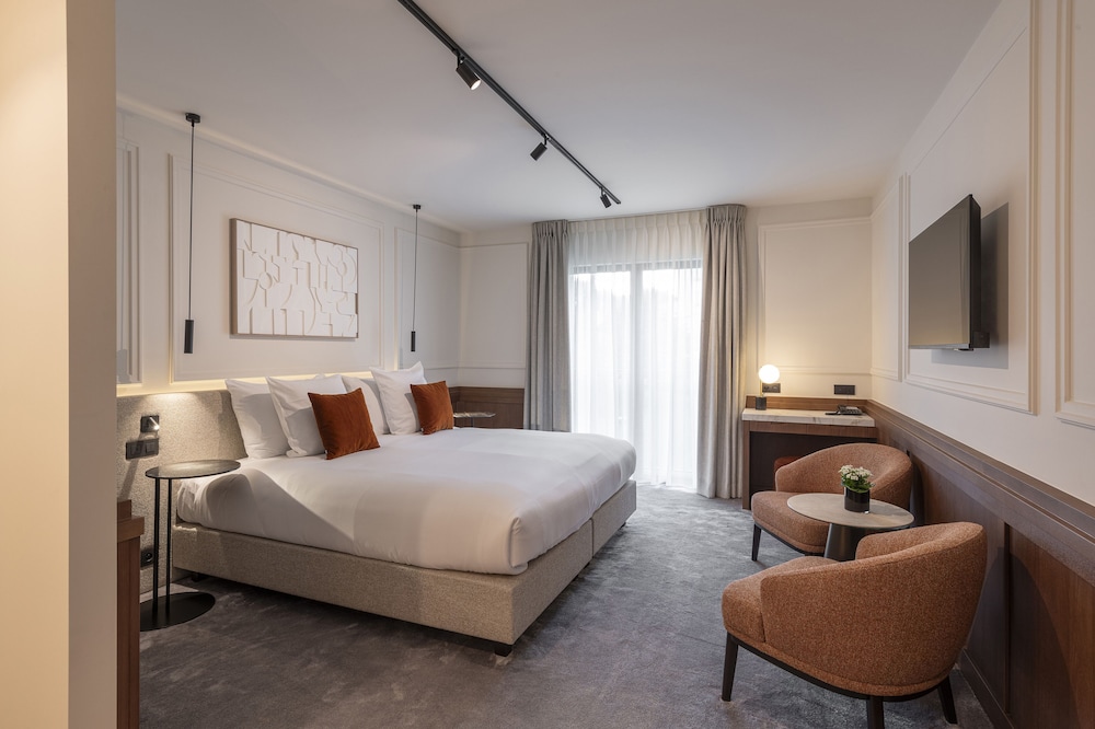 Dukes’ Palace – by Dukes’ Hotel Collection — Hotel rooms in Bruges, Flanders