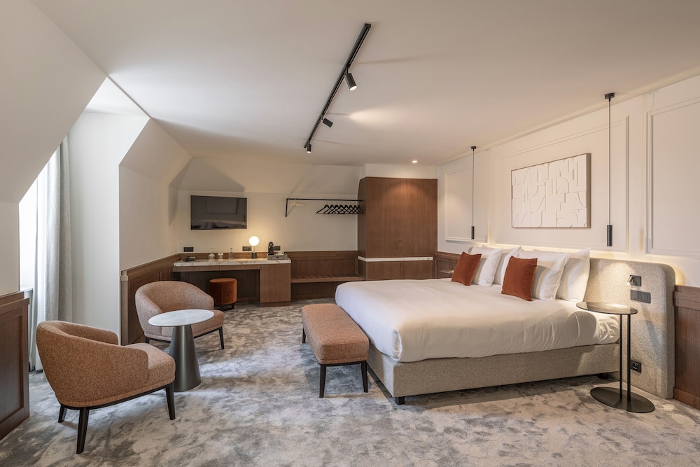 Dukes’ Palace – by Dukes’ Hotel Collection — Hotel rooms in Bruges, Flanders