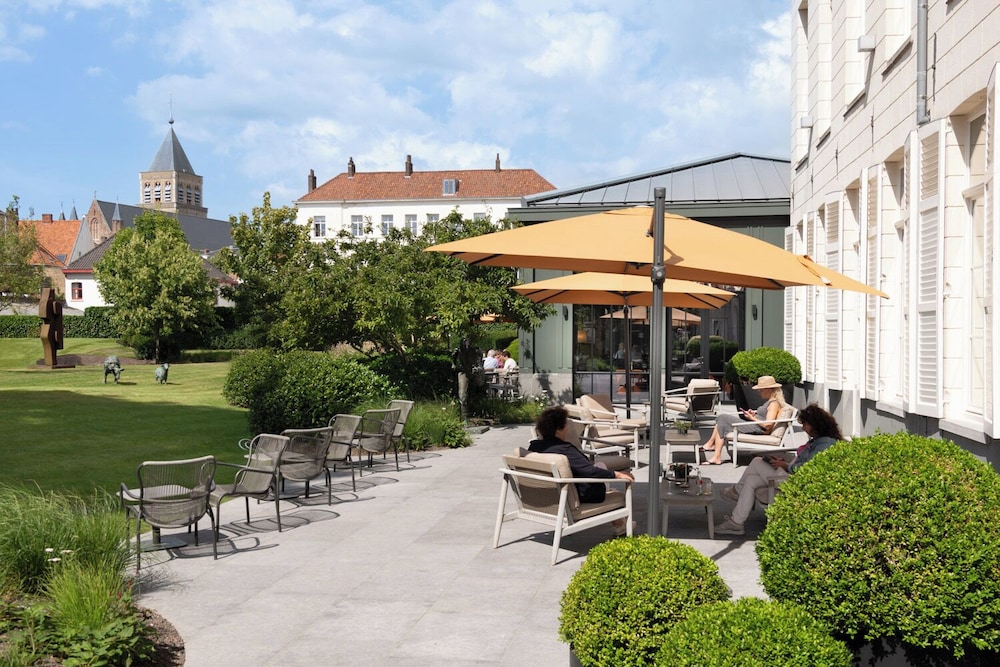 Dukes’ Palace – by Dukes’ Hotel Collection — Restaurant & bars in Bruges, Flanders