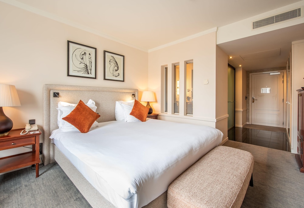 Dukes’ Palace – by Dukes’ Hotel Collection — Hotel rooms in Bruges, Flanders