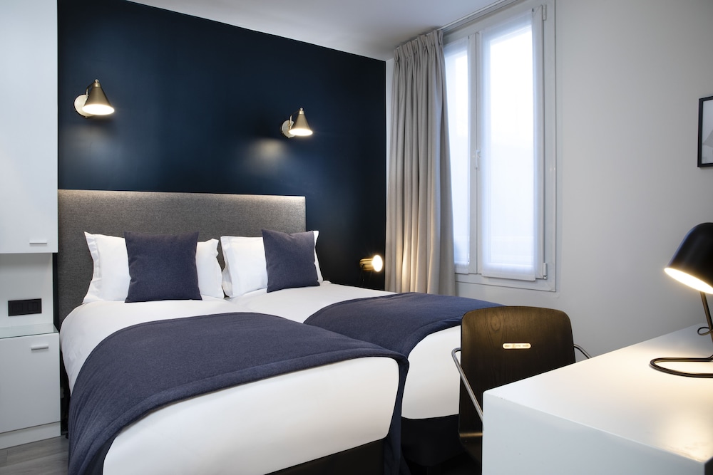 Hotel Brady – Gare de l’Est — Hotel rooms in Paris, Ile-de-France