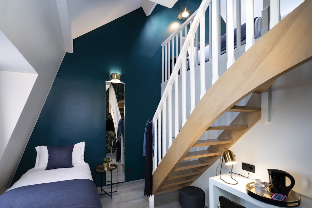 Hotel Brady – Gare de l’Est — Hotel rooms in Paris, Ile-de-France