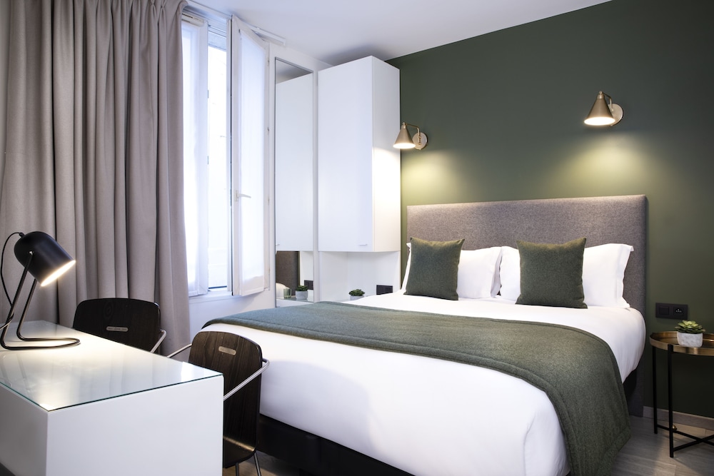 Hotel Brady – Gare de l’Est — Hotel rooms in Paris, Ile-de-France