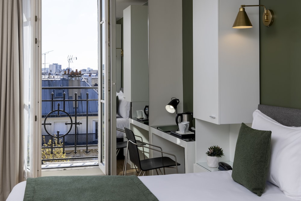 Hotel Brady – Gare de l’Est — Hotel rooms in Paris, Ile-de-France