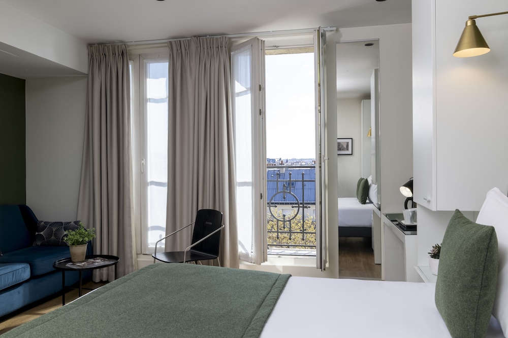 Hotel Brady – Gare de l’Est — Hotel rooms in Paris, Ile-de-France