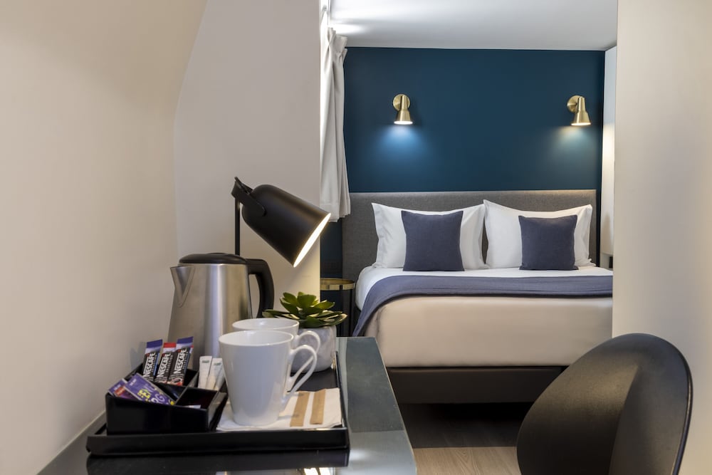 Hotel Brady – Gare de l’Est — Hotel rooms in Paris, Ile-de-France