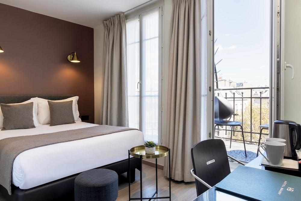 Hotel Brady – Gare de l’Est — Main photo in Paris, Ile-de-France
