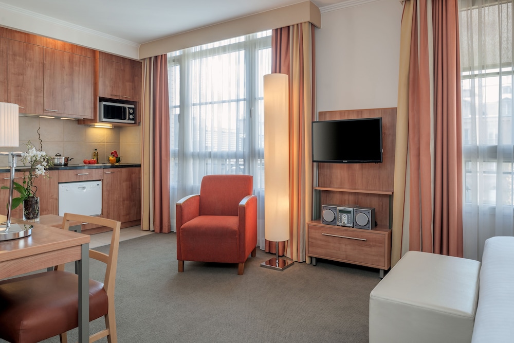 Citadines Saint-Germain-des-Prés Paris — Hotel rooms in Paris, Ile-de-France