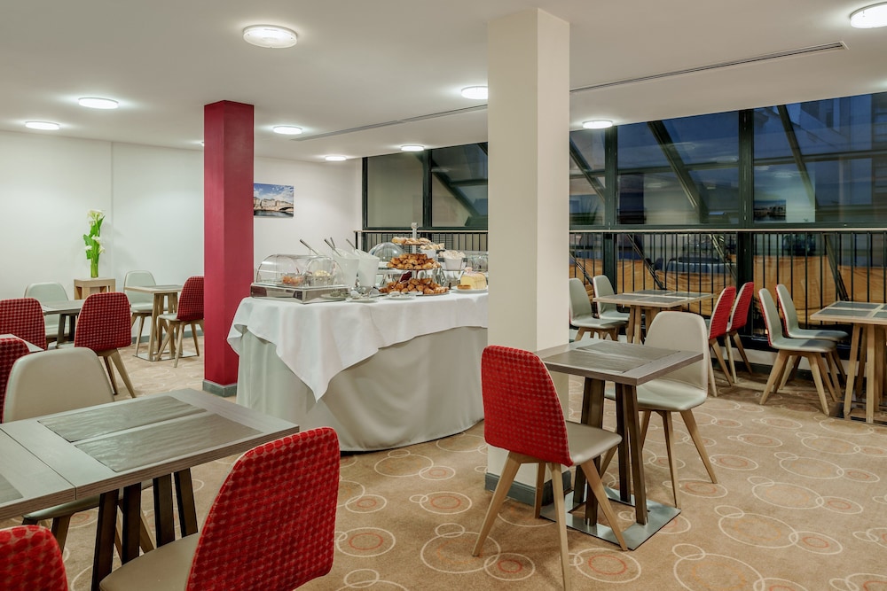 Citadines Saint-Germain-des-Prés Paris — Restaurant & bars in Paris, Ile-de-France
