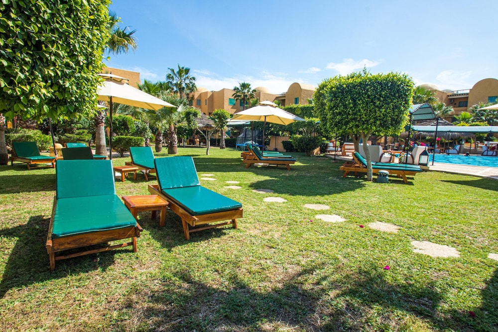 Suites hotel les charmilles & spa - zdjęcie 4