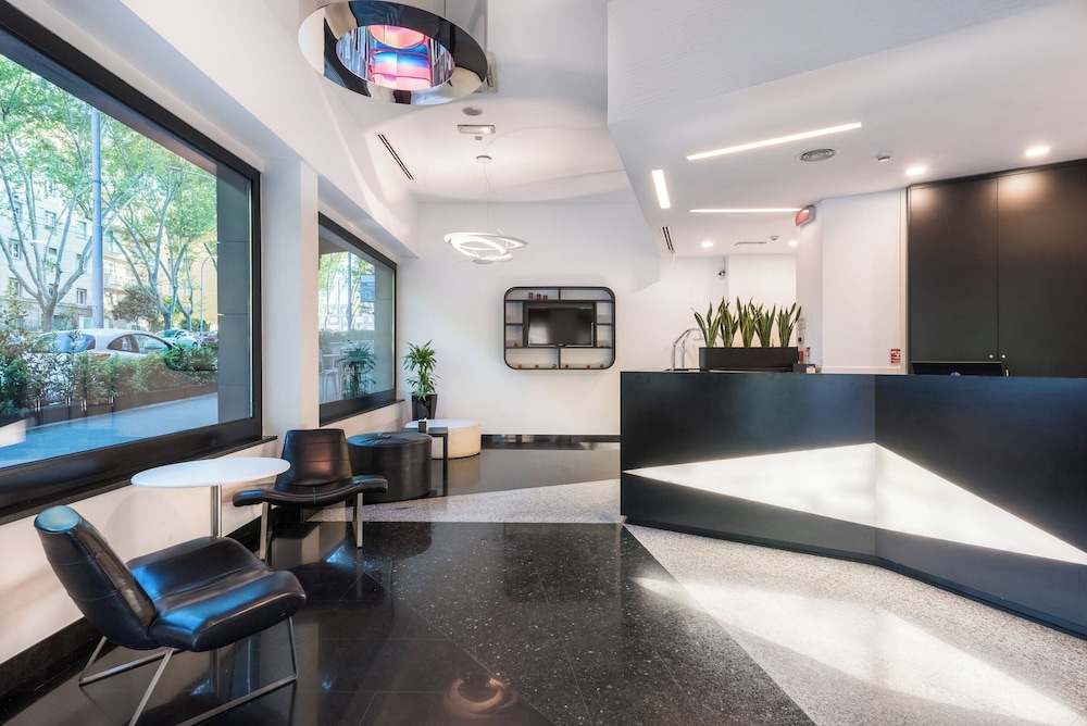 Noba Hotel e Residenze — Hotel building in Rome, Lazio