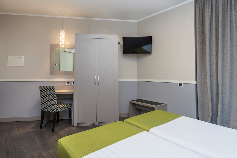 Noba Hotel e Residenze — Hotel rooms in Rome, Lazio