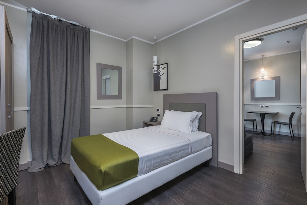 Noba Hotel e Residenze — Hotel rooms in Rome, Lazio