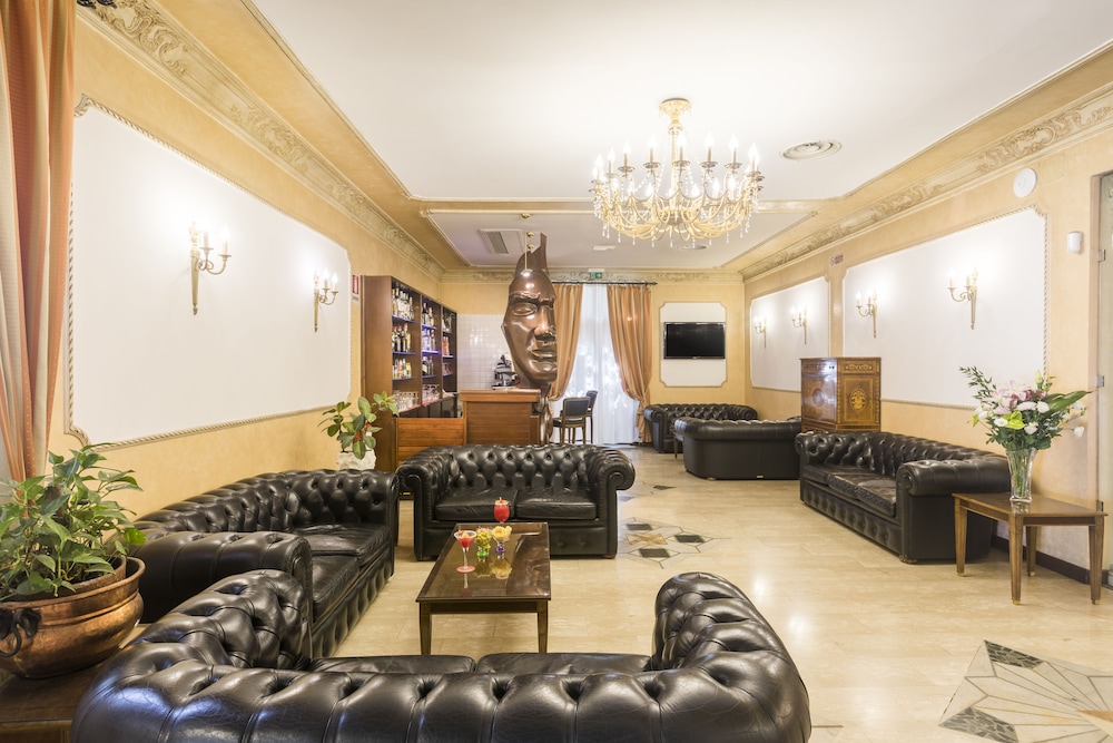Hotel Villa Rosa — Restaurant & bars in Rome, Lazio