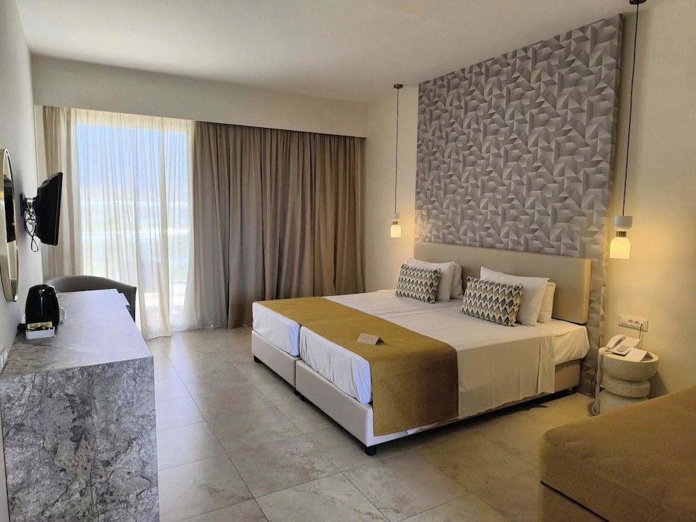 Asterias Beach Resort — Hotel rooms in Kolymbia, South Aegean