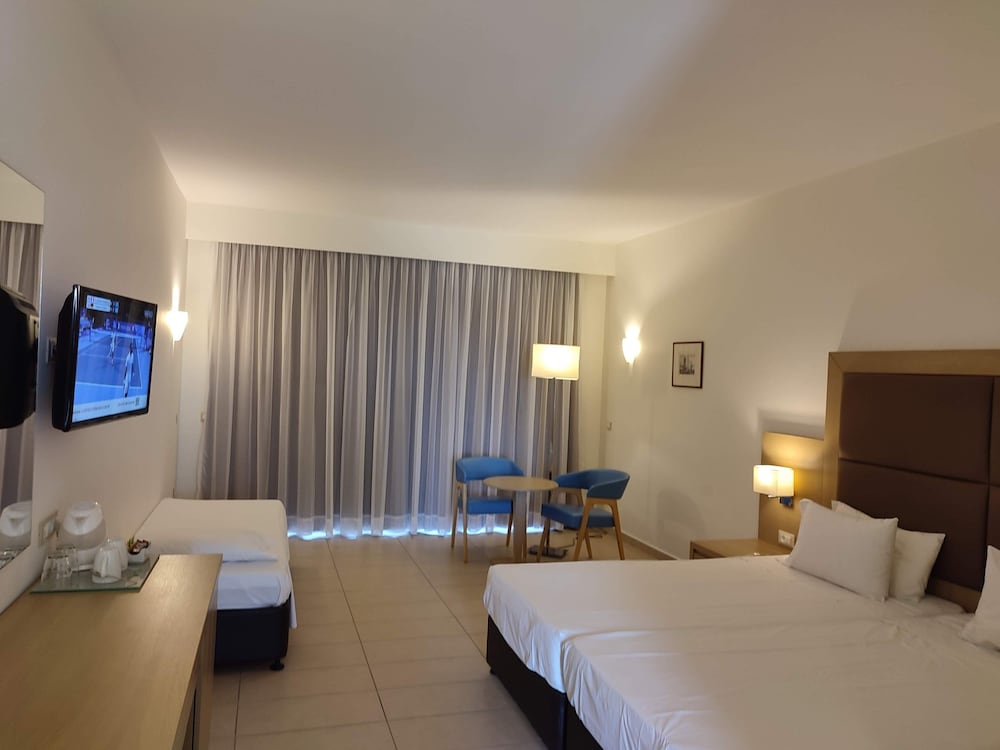 Asterias Beach Resort — Hotel rooms in Kolymbia, South Aegean