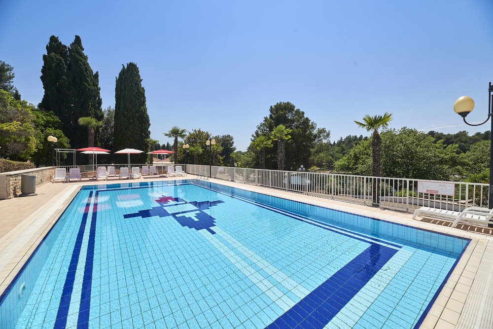 Hotel Zorna Plava Laguna — Swimming pool in Poreč, Istria