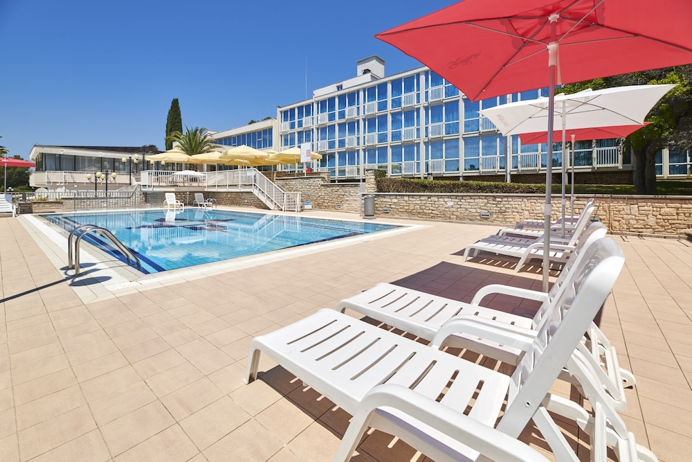 Hotel Zorna Plava Laguna — Swimming pool in Poreč, Istria