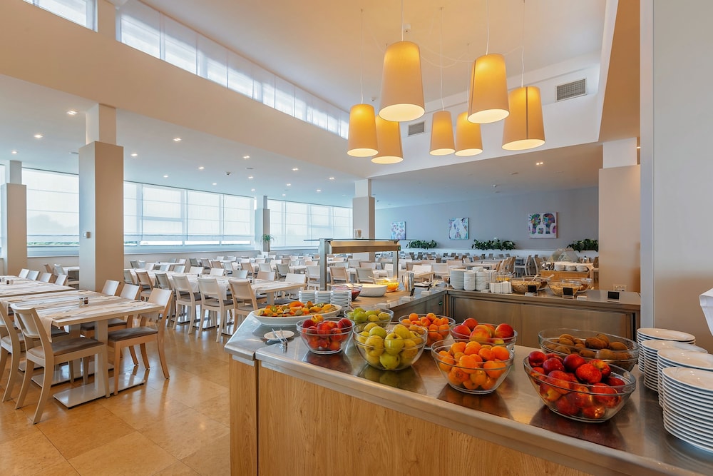 Hotel Zorna Plava Laguna — Restaurant & bars in Poreč, Istria
