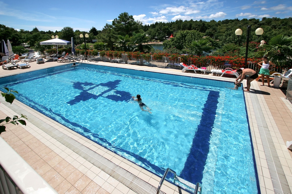 Hotel Zorna Plava Laguna — Swimming pool in Poreč, Istria