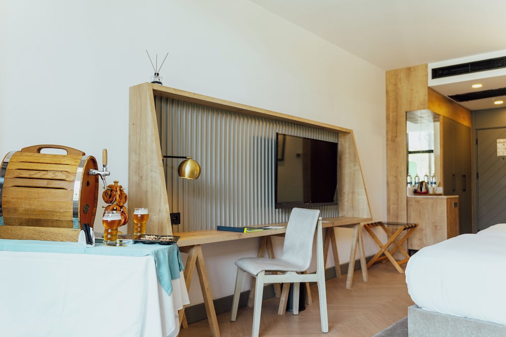 DoubleTree by Hilton Antalya-Kemer All-Inclusive Resort — Hotel rooms in Kemer