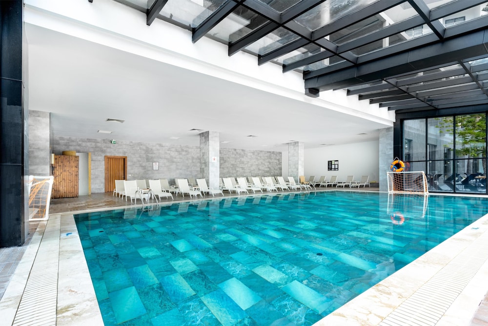 DoubleTree by Hilton Antalya-Kemer All-Inclusive Resort — Swimming pool in Kemer