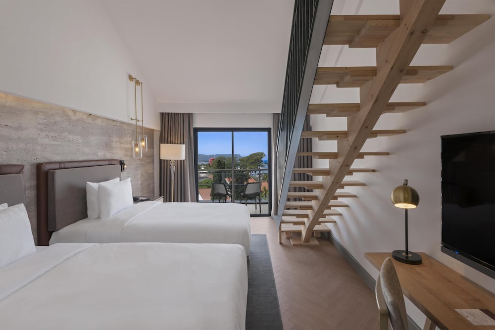DoubleTree by Hilton Antalya-Kemer All-Inclusive Resort — Hotel rooms in Kemer