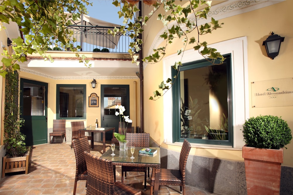 Hotel Alessandrino — Restaurant & bars in Rome, Lazio