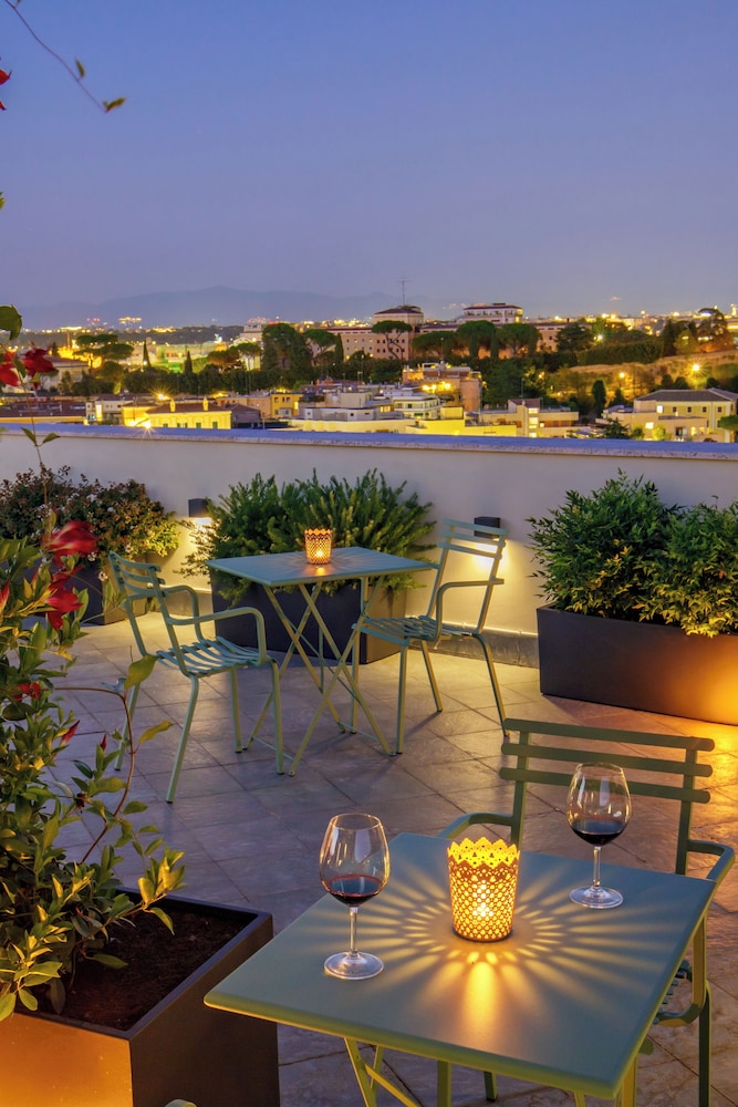 Hotel Alessandrino — Restaurant & bars in Rome, Lazio