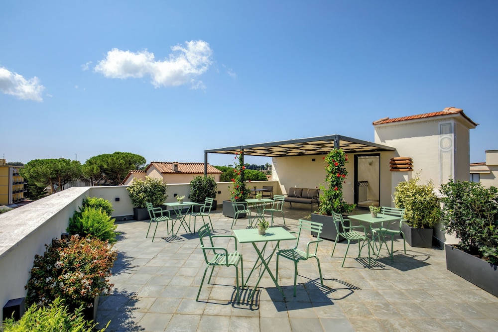 Hotel Alessandrino — Hotel building in Rome, Lazio