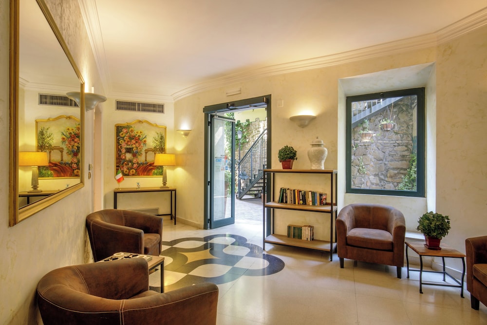 Hotel Alessandrino — Hotel building in Rome, Lazio