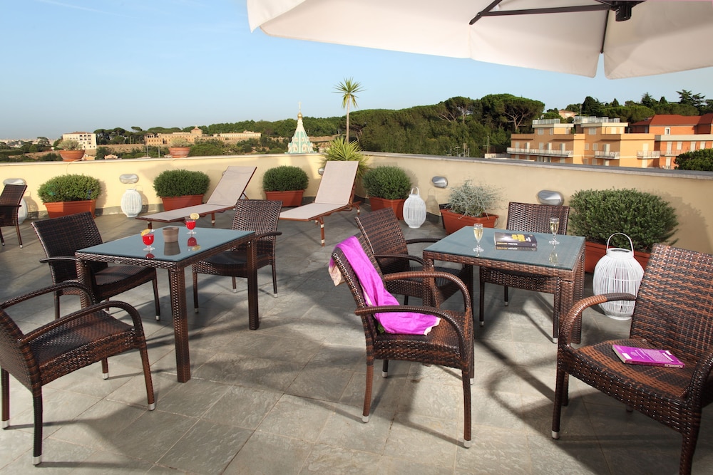 Hotel Alessandrino — Restaurant & bars in Rome, Lazio