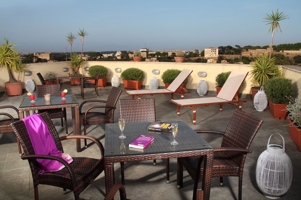 Hotel Alessandrino — Restaurant & bars in Rome, Lazio