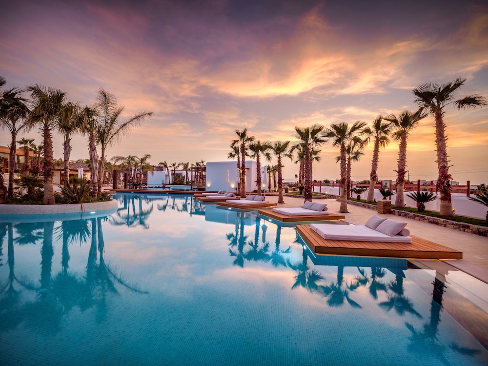 Stella Island Luxury Resort & Spa - Adults Only — Main photo in Analipsi