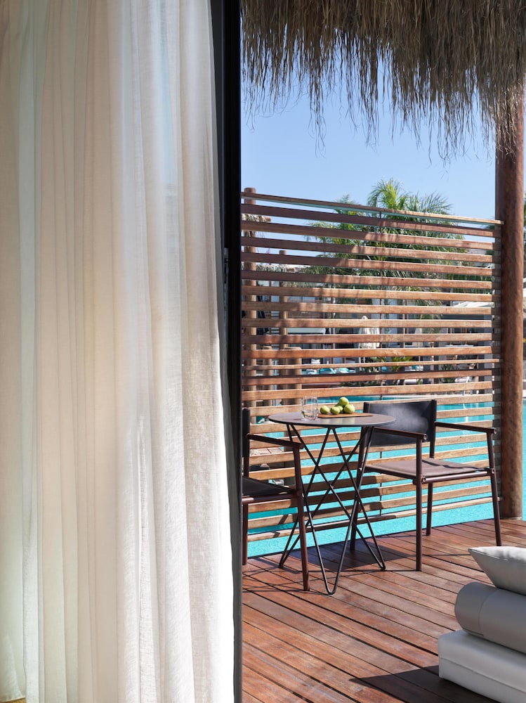 Stella Island Luxury Resort & Spa - Adults Only — Rooms in Analipsi