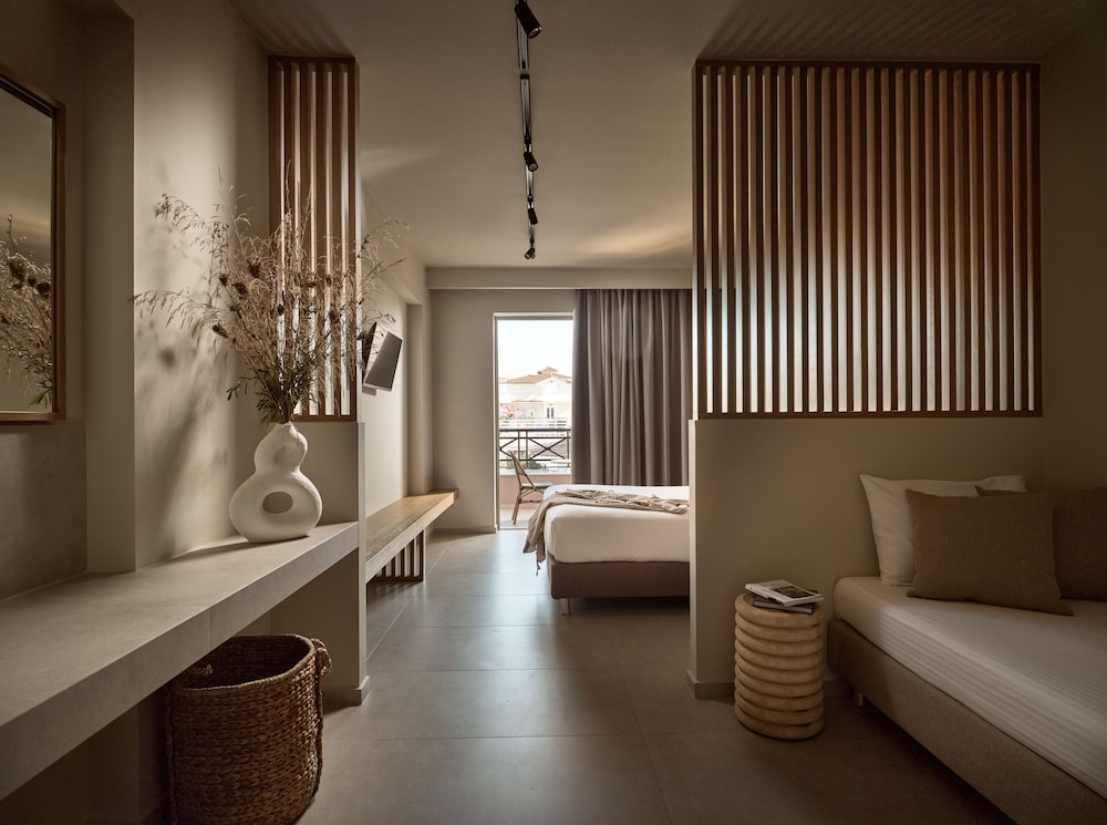 Alamis Hotel & Apartments — Hotel rooms in Tsilivi, Ionian Islands