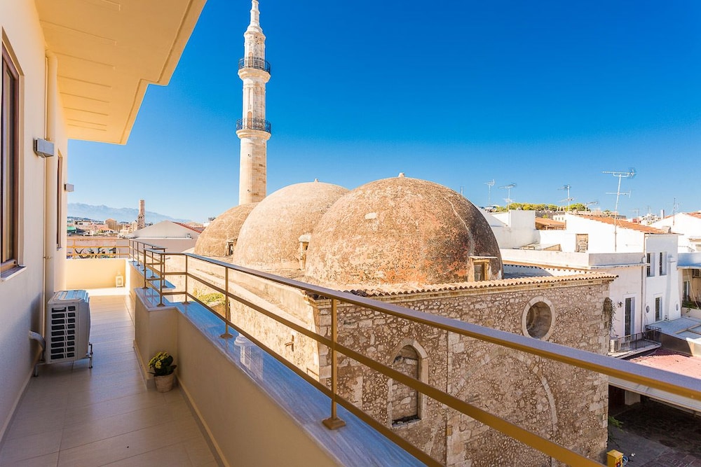 Polyxenia Suites — Attractions in the area in Rethymnon