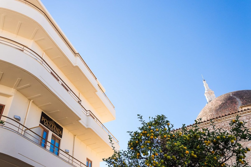 Polyxenia Suites — Hotel building in Rethymnon