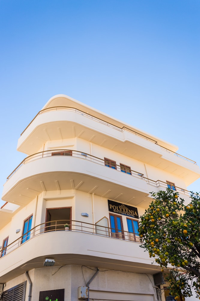Polyxenia Suites — Hotel building in Rethymnon