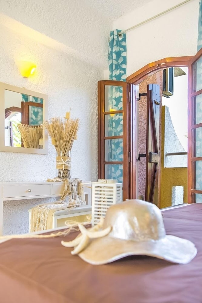 Stelios Gardens — Hotel rooms in Malia