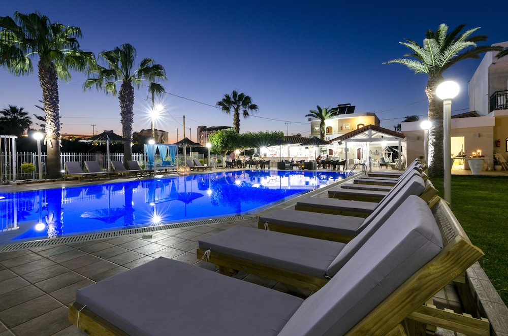 Stelios Gardens — Swimming pool in Malia