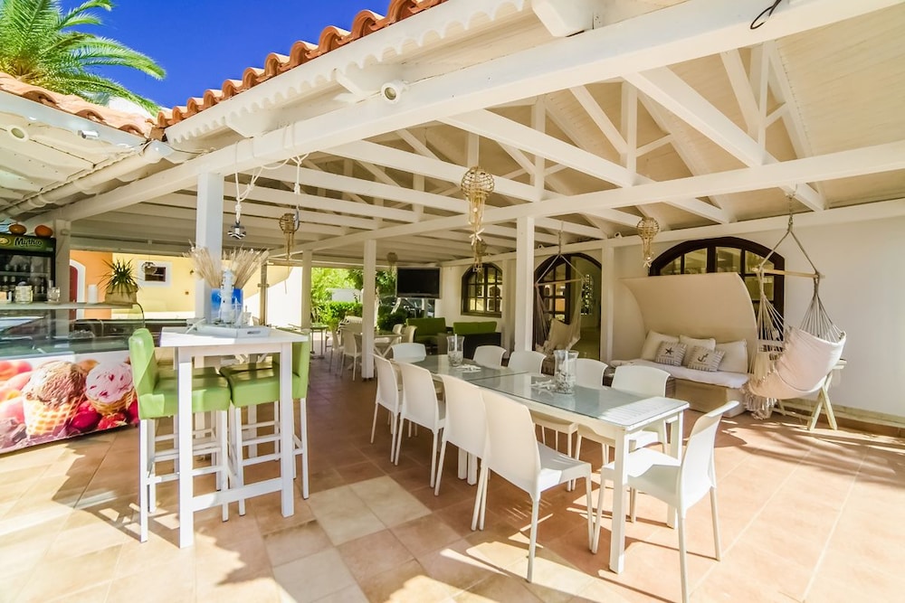 Stelios Gardens — Restaurant & bars in Malia