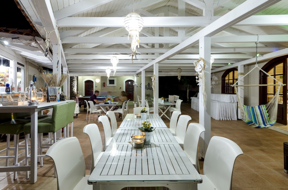 Stelios Gardens — Restaurant & bars in Malia
