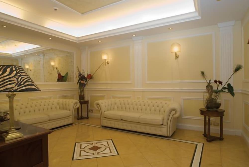 Antico Palazzo Rospigliosi — Hotel building in Rome, Lazio